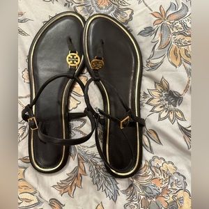 Excellent condition sz 8.5 Tory Burch sandals